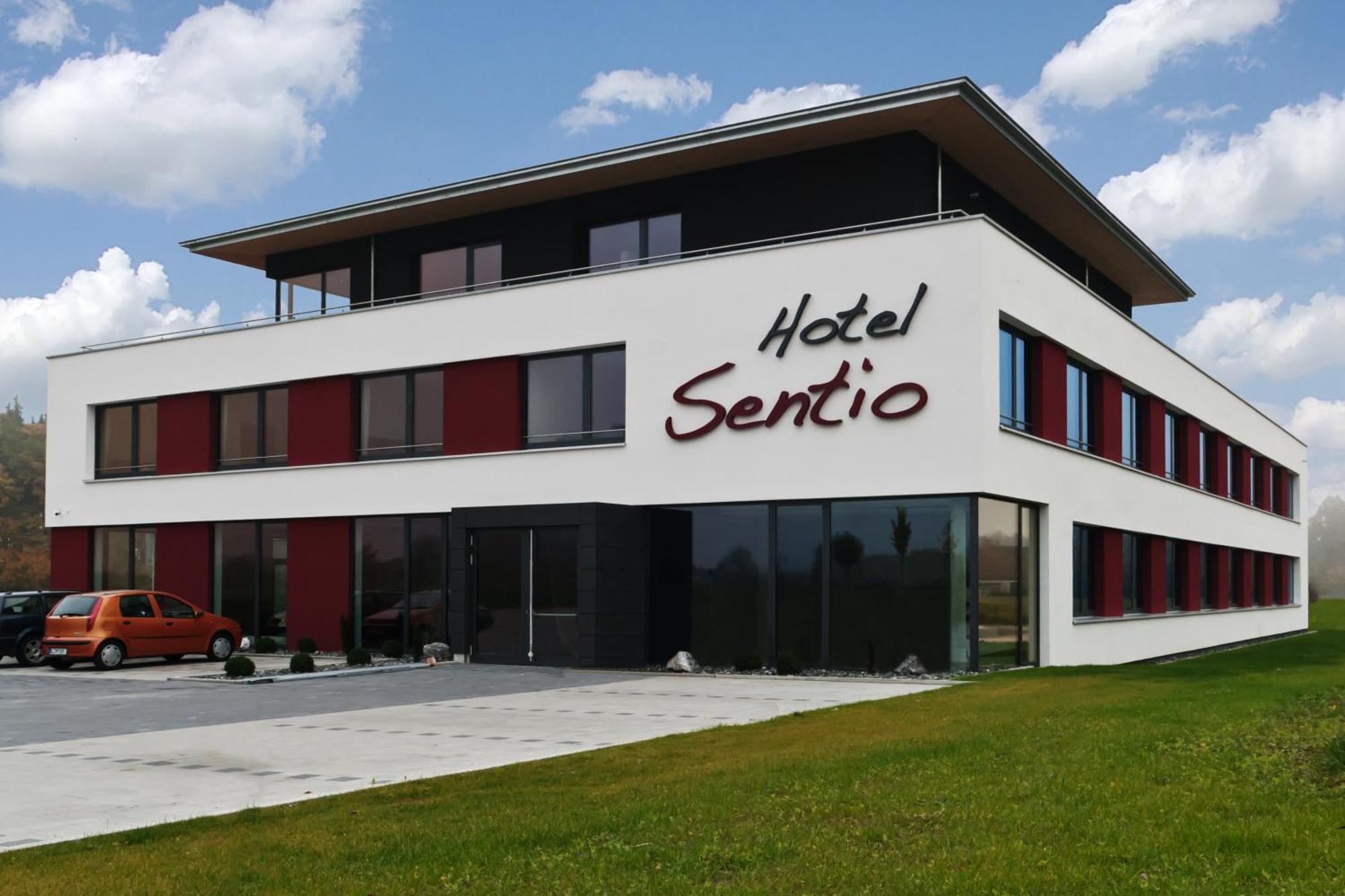 Hotel Sentio Vöhringen Exteriör bild
